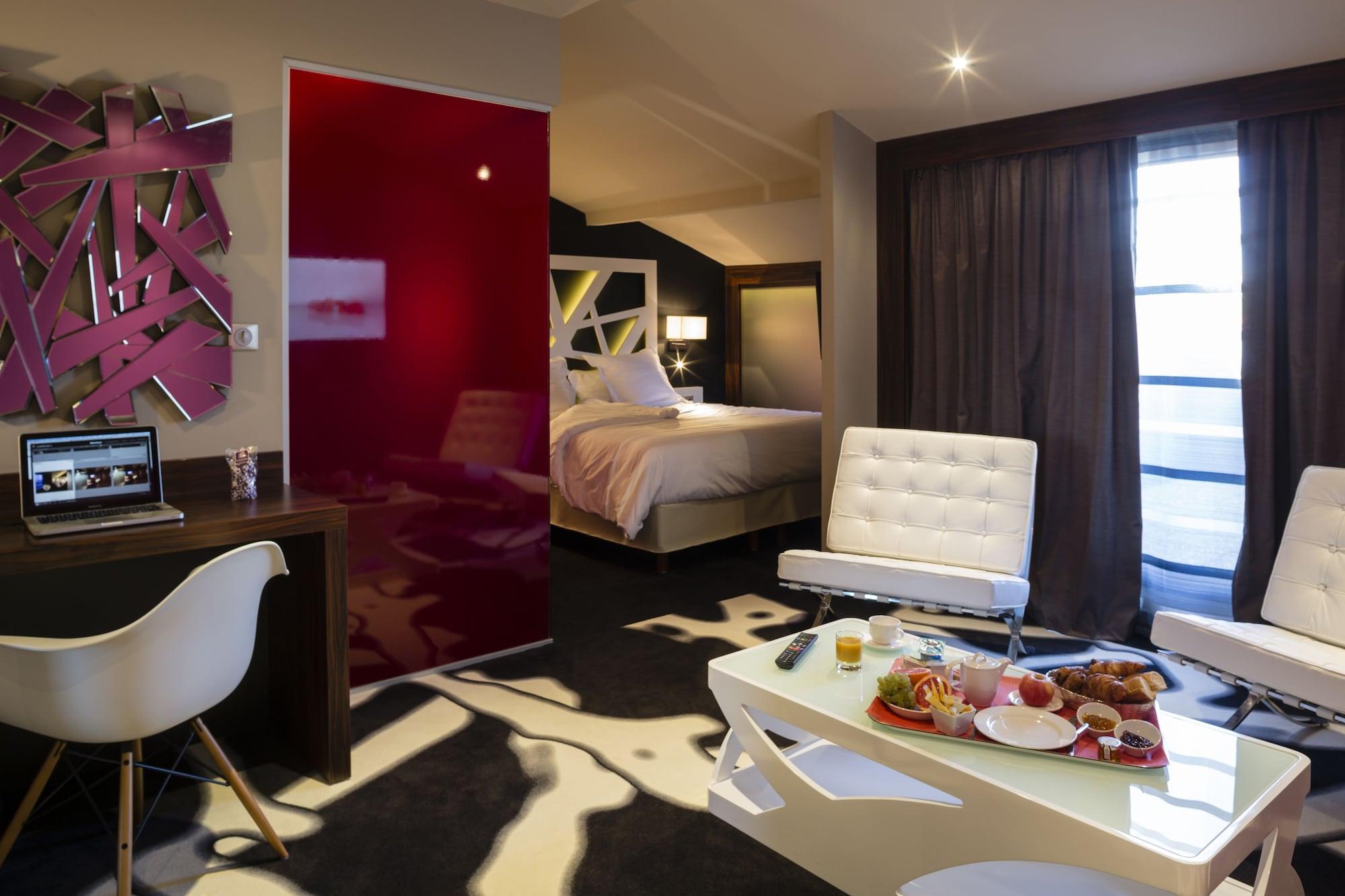Hotel De Brienne 4*